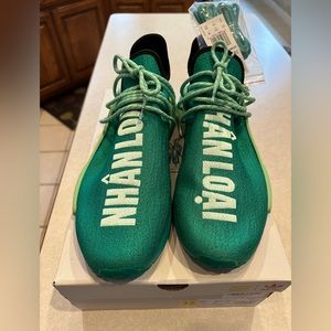 NWT AUTHENTICATED Mens Adidas Pharrell Human Race NMD - Green - GY0089 - Size 13